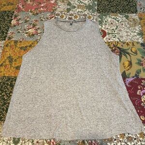 ASOS plus size tank top with side spilts. Size 18. NWOT.